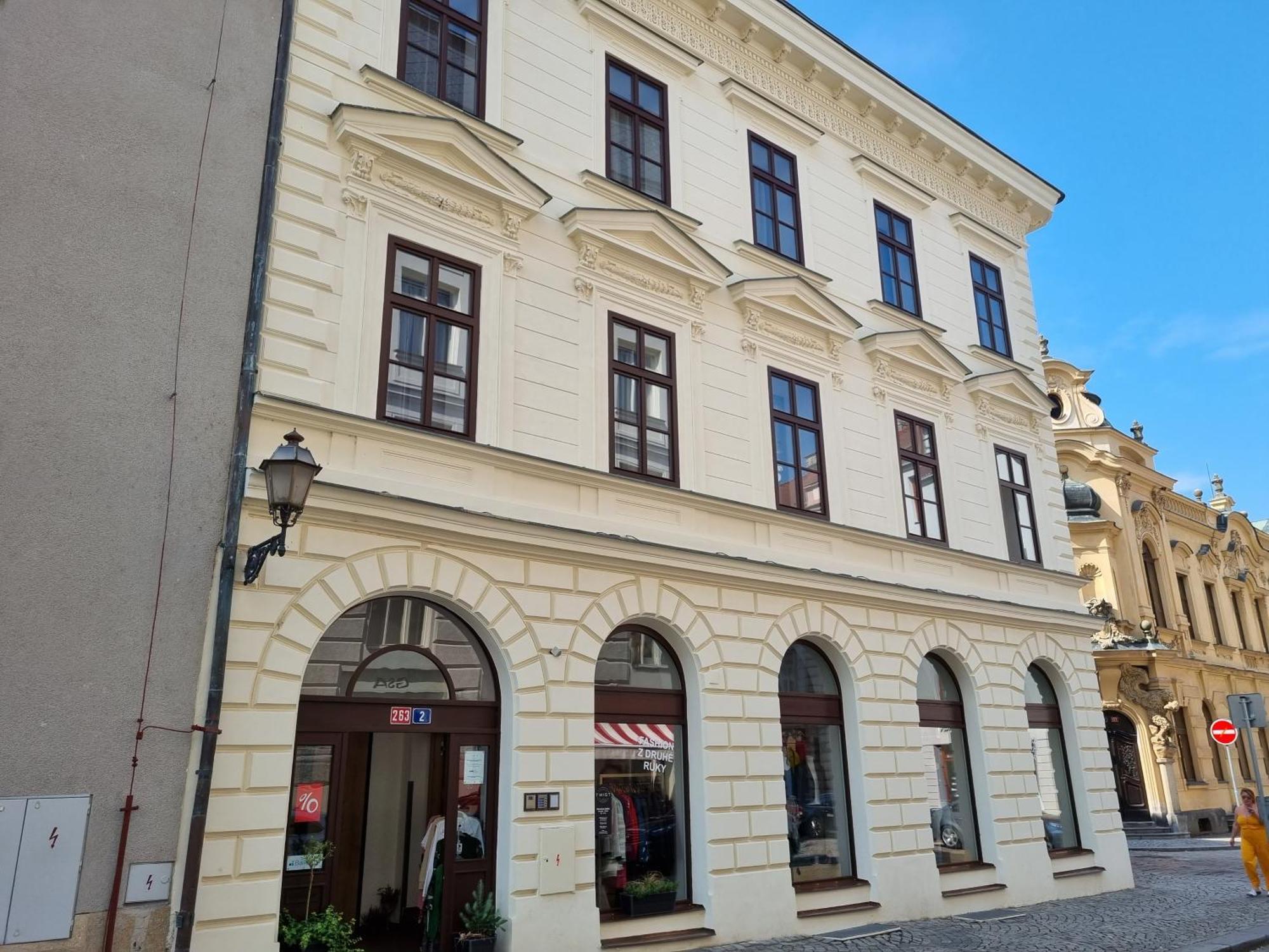 Velky Byt 3+Kk Klicperova, 2 Loznice Hradec Králové エクステリア 写真
